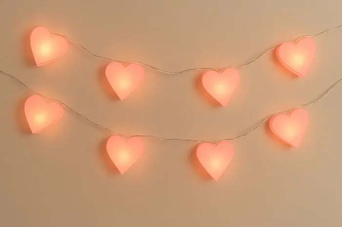 10 LED Heart Fairy Lights – Battery String Light for Valentine’s & Bedroom