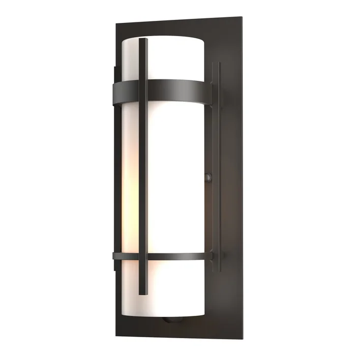 Banded One Light Outdoor Wall Sconce in Coastal Oil Rubbed Bronze (39|305893-SKT-14-GG0034)