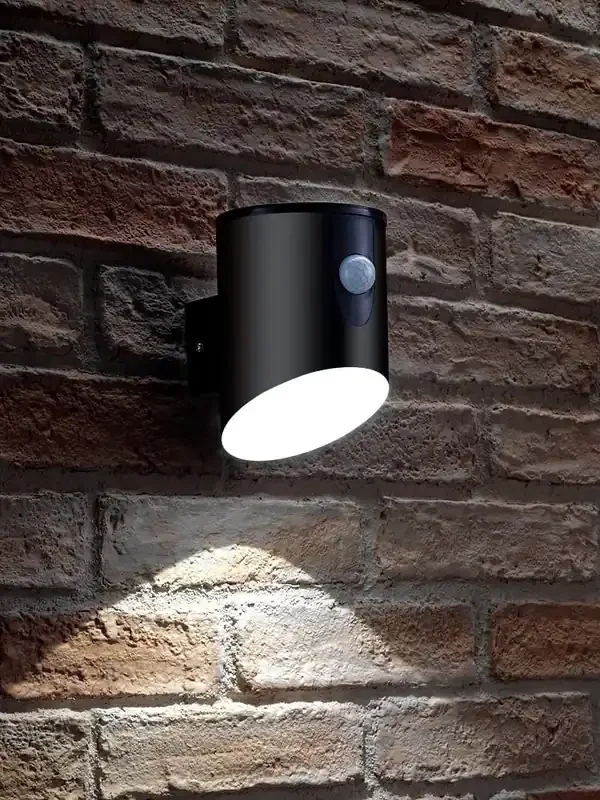 Battery PIR Outdoor Wall Light – Motion Sensor – Black – Cool White 6000K – IP44 – Wireless