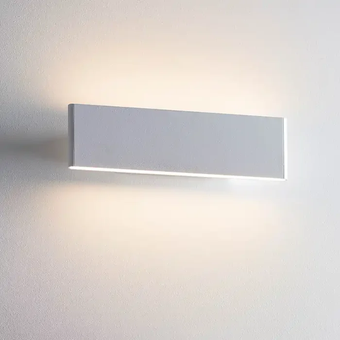 LED Wall Light in Modern Textured Matt White (0711BOD70118)