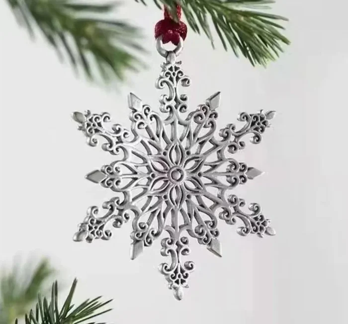 Metal Snowflake Tree Decoration