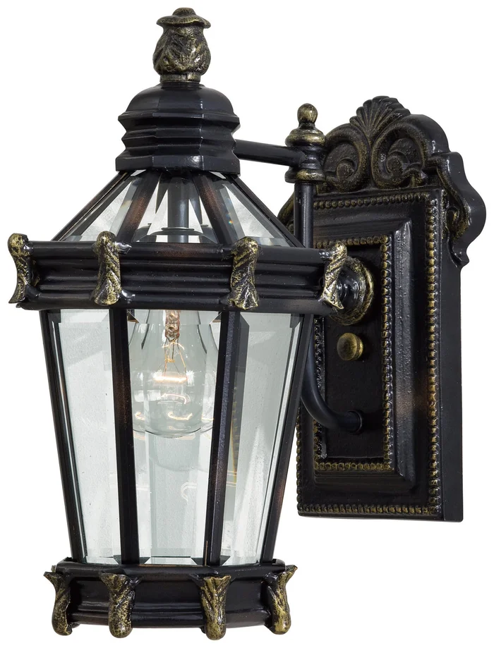 Minka-Lavery 8937-95 Stratford Hall One Light Wall Mount, Heritage W/ Gold Highlights