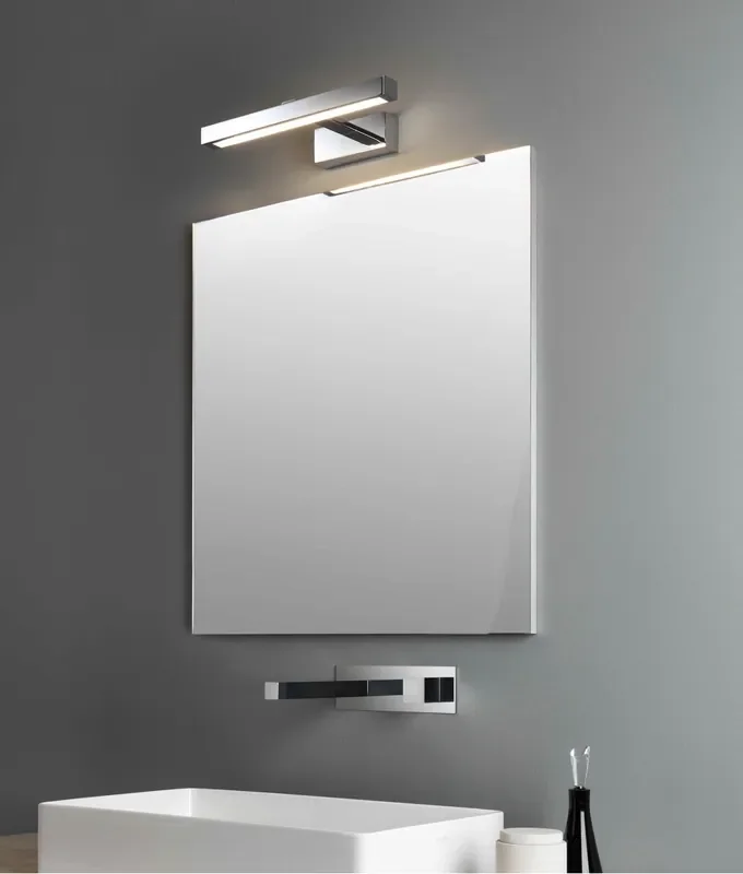 Polished Chrome LED Mirror or Picture Light – Bathroom Suitable
