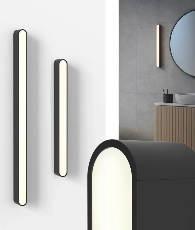 Wall Light For Monochrome Bathrooms – LED & IP44
