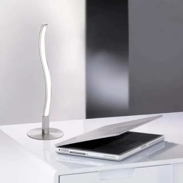 WAVE Silver Table Lamp