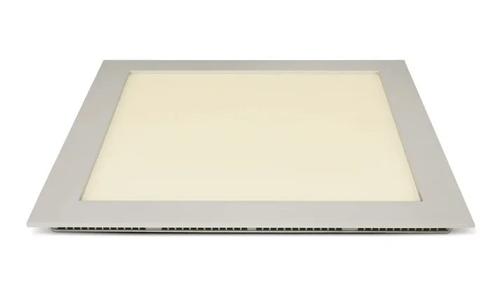 White 30W slim downlight LED, IP40, ideal for commercialapplications such as offices, galleries and showrooms.