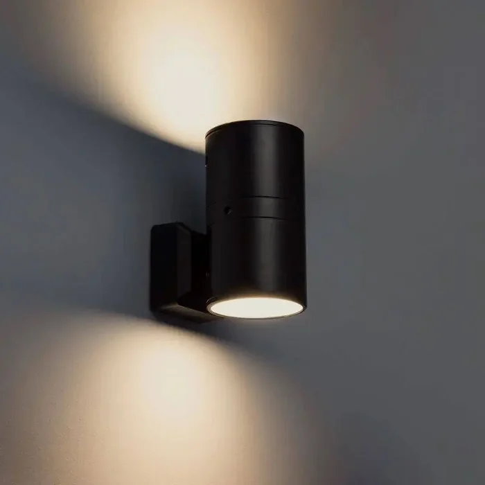Zimi Dimmable Plug-In LED Wall Light with Dusk to Dawn Sensor – Online Lighting